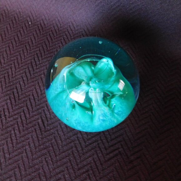 Caithness Scotland Seafoam paperweight mint condition - Picture 3 of 8